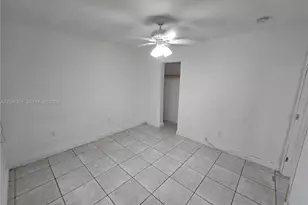 535 NW 7th St, Miami, FL 33136 - Photo 12