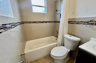 6773 Camelia Dr, Miramar, FL 33023 - Photo 6