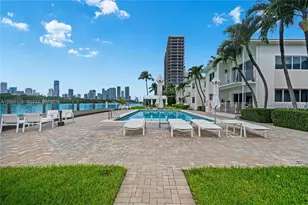1120 Venetian Way, Miami, FL 33139 - Photo 2