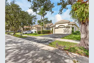 1520 Seabay Rd, Weston, FL 33326 - Photo 8