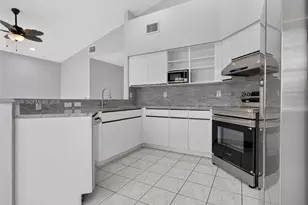 1520 Seabay Rd, Weston, FL 33326 - Photo 2