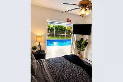 114 NE 2nd Pl, Dania Beach, FL 33004 - Photo 6