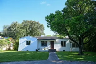 142 NW 98th St, Miami Shores, FL 33150 - Photo 2