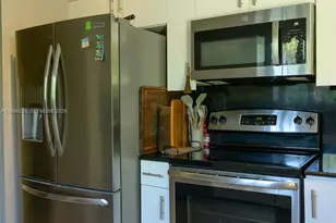 142 NW 98th St, Miami Shores, FL 33150 - Photo 38