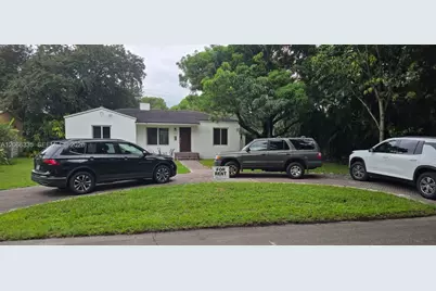 142 NW 98th St, Miami Shores, FL 33150 - Photo 2