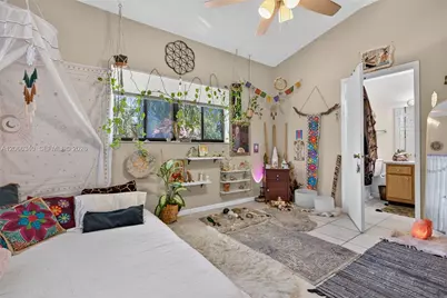 2445 SW 18th Ter #807, Fort Lauderdale, FL 33315 - Photo 12