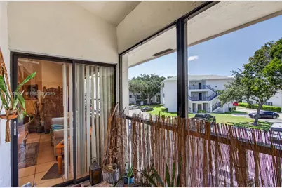 2445 SW 18th Ter #807, Fort Lauderdale, FL 33315 - Photo 16