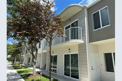 25851 SW 144th Ct, Homestead, FL 33032 - Photo 2
