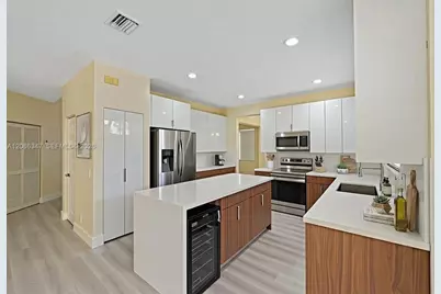 4312 Laurel Ridge Cir, Weston, FL 33331 - Photo 16