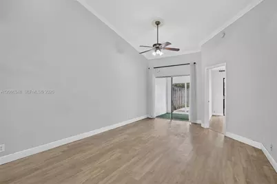 11065 NW 38th Pl, Sunrise, FL 33351 - Photo 10