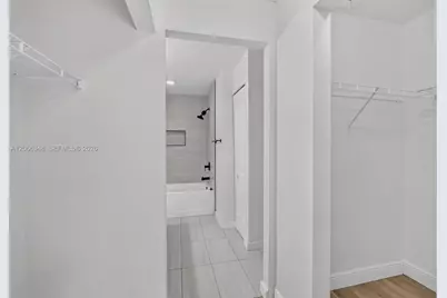 11065 NW 38th Pl, Sunrise, FL 33351 - Photo 18