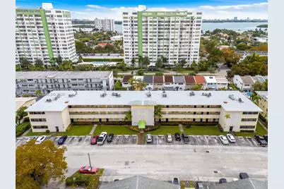 11960 NE 19th Dr #15, North Miami, FL 33181 - Photo 18