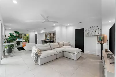 11400 Griffing Blvd, Biscayne Park, FL 33161 - Photo 18