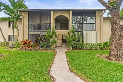 511 Shady Pine Way #D1, Greenacres, FL 33415 - Photo 1