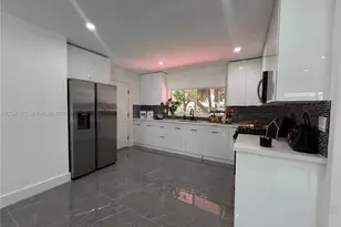 9934 SW 195th St, Cutler Bay, FL 33157 - Photo 14