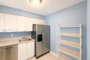 200 Leslie Dr, Hallandale Beach, FL 33009 - Photo 10