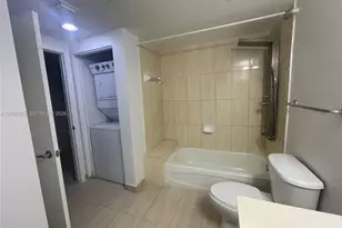 1750 N Bayshore Dr, Miami, FL 33132 - Photo 28