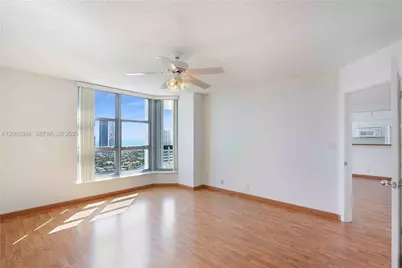 3530 Mystic Pointe Dr #3214, Aventura, FL 33180 - Photo 14