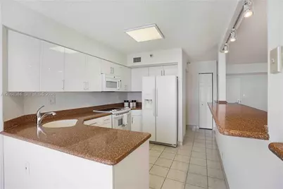 3530 Mystic Pointe Dr #3214, Aventura, FL 33180 - Photo 10