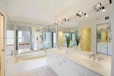 3530 Mystic Pointe Dr #3214, Aventura, FL 33180 - Photo 18
