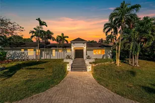 19601 SW 187th Ave, Miami, FL 33187 - Photo 2