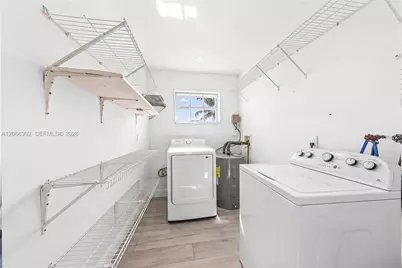 19601 SW 187th Ave, Miami, FL 33187 - Photo 28
