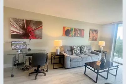 1800 N Andrews Ave #5D, Fort Lauderdale, FL 33311 - Photo 2