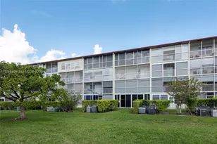 13250 SW 7th Ct, Pembroke Pines, FL 33027 - Photo 2