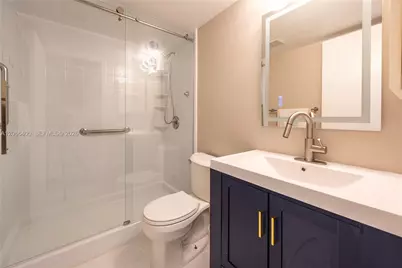 13250 SW 7th Ct #412L, Pembroke Pines, FL 33027 - Photo 12