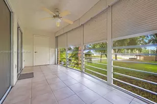 23344 Carolwood Ln, Boca Raton, FL 33428 - Photo 16