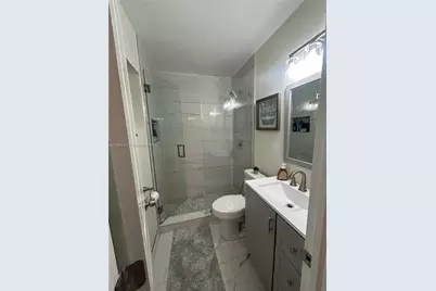 400 N 60th Way #A, Hollywood, FL 33024 - Photo 2