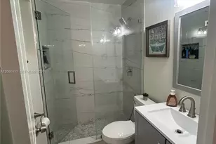400 N 60th Way, Hollywood, FL 33024 - Photo 2