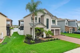 10033 Lake District Ln, Orlando, FL 32832 - Photo 2