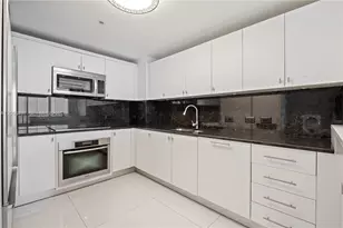 6899 Collins Ave, Miami Beach, FL 33141 - Photo 16