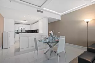 6899 Collins Ave, Miami Beach, FL 33141 - Photo 4