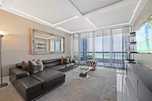 6899 Collins Ave, Miami Beach, FL 33141 - Photo 2