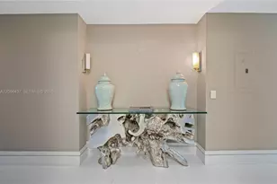 6899 Collins Ave, Miami Beach, FL 33141 - Photo 18