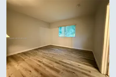 3191 NE 4th St, Homestead, FL 33033 - Photo 12