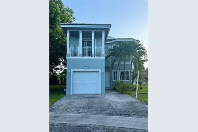 3191 NE 4th St, Homestead, FL 33033 - Photo 1