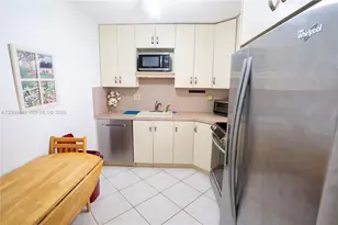 600 Three Islands Boulevard, Hallandale Beach, FL 33009 - Photo 18