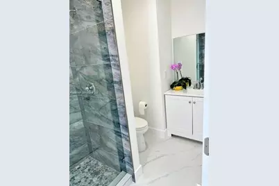 [Address not provided], North Miami Beach, FL 33179 - Photo 8