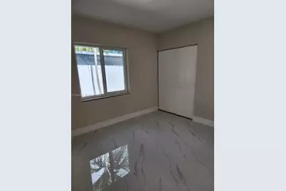[Address not provided], North Miami Beach, FL 33179 - Photo 20
