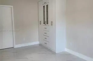 [Address not provided], North Miami Beach, FL 33179 - Photo 22