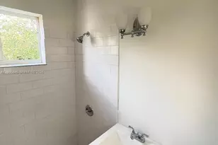 1000 Biarritz Dr, Miami Beach, FL 33141 - Photo 4