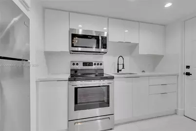 1114 S Douglas Rd #4, Coral Gables, FL 33134 - Photo 2