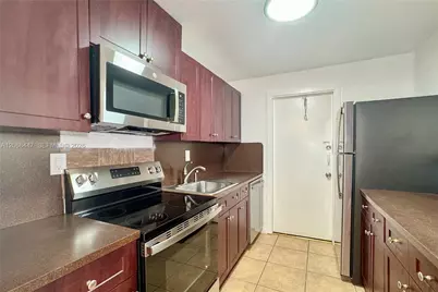 13898 SW 90th Ave #204-EE, Miami, FL 33176 - Photo 10