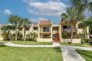 13898 SW 90th Ave, Miami, FL 33176 - Photo 4