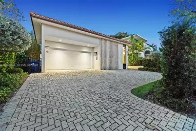 5831 Alton Rd, Miami Beach, FL 33140 - Photo 2