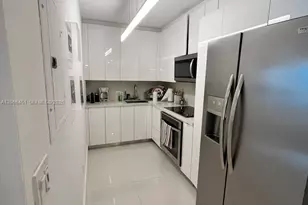 800 Claughton Island Dr, Miami, FL 33131 - Photo 16