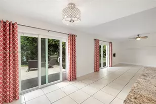 16850 Crestview Ln, Weston, FL 33326 - Photo 30